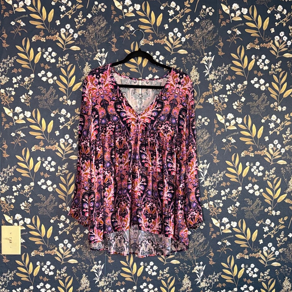 Free People Pink Pattern Deep V-neck Long Bell Sleeve Relaxed Tunic Boho Top S